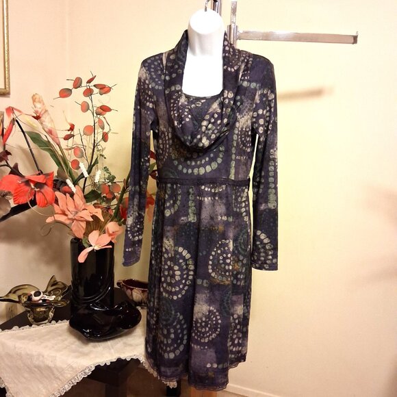 NWT I.AM.GIA Women’s Elegant Purple Printed Long Sleeve Midi Dress Size 38 - Picture 2 of 11